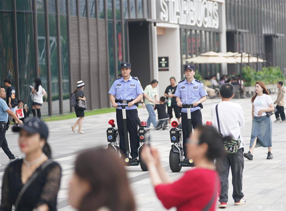 真人游戏官方app